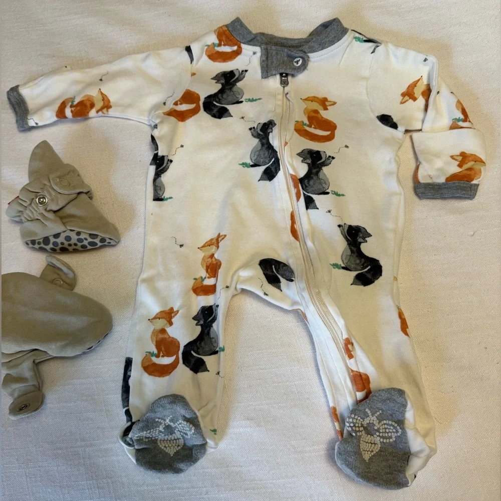 Zutano & Burt’s Bees | NWOT Newborn Raccoon and Fox Sleep Bundle